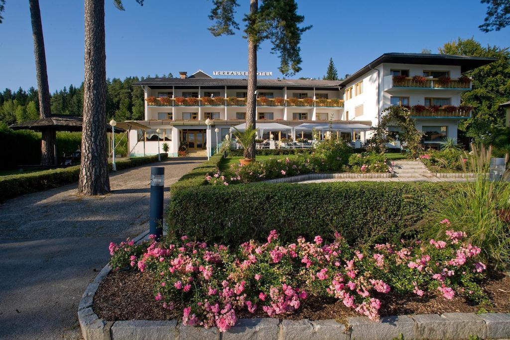 Terrassenhotel Reichmann Sankt Kanzian am Klopeiner See Kültér fotó