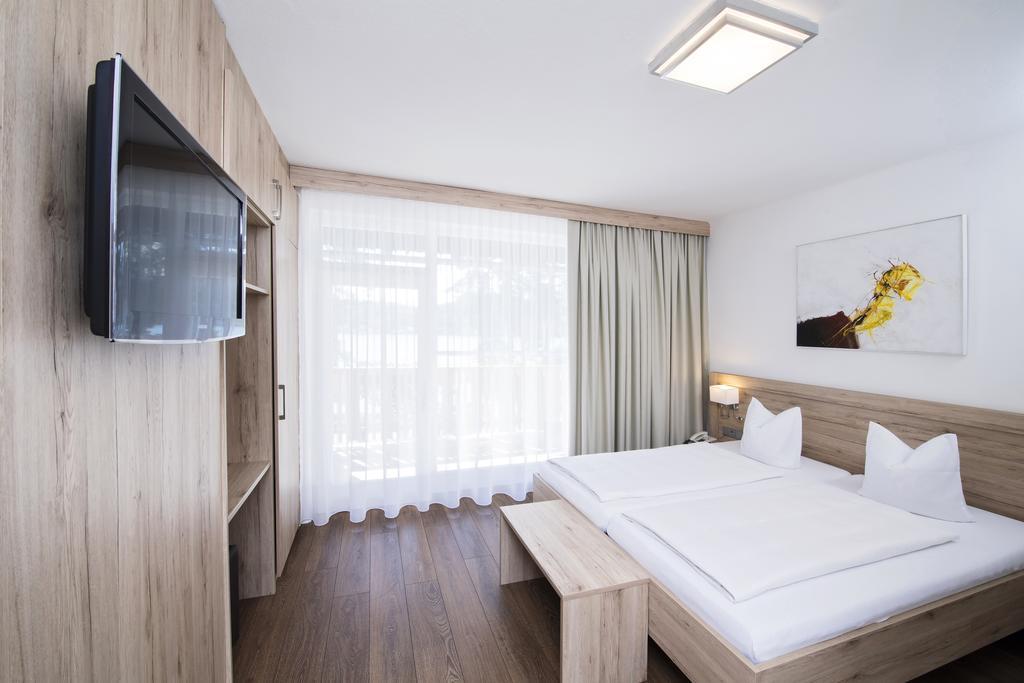 Terrassenhotel Reichmann Sankt Kanzian am Klopeiner See Kültér fotó