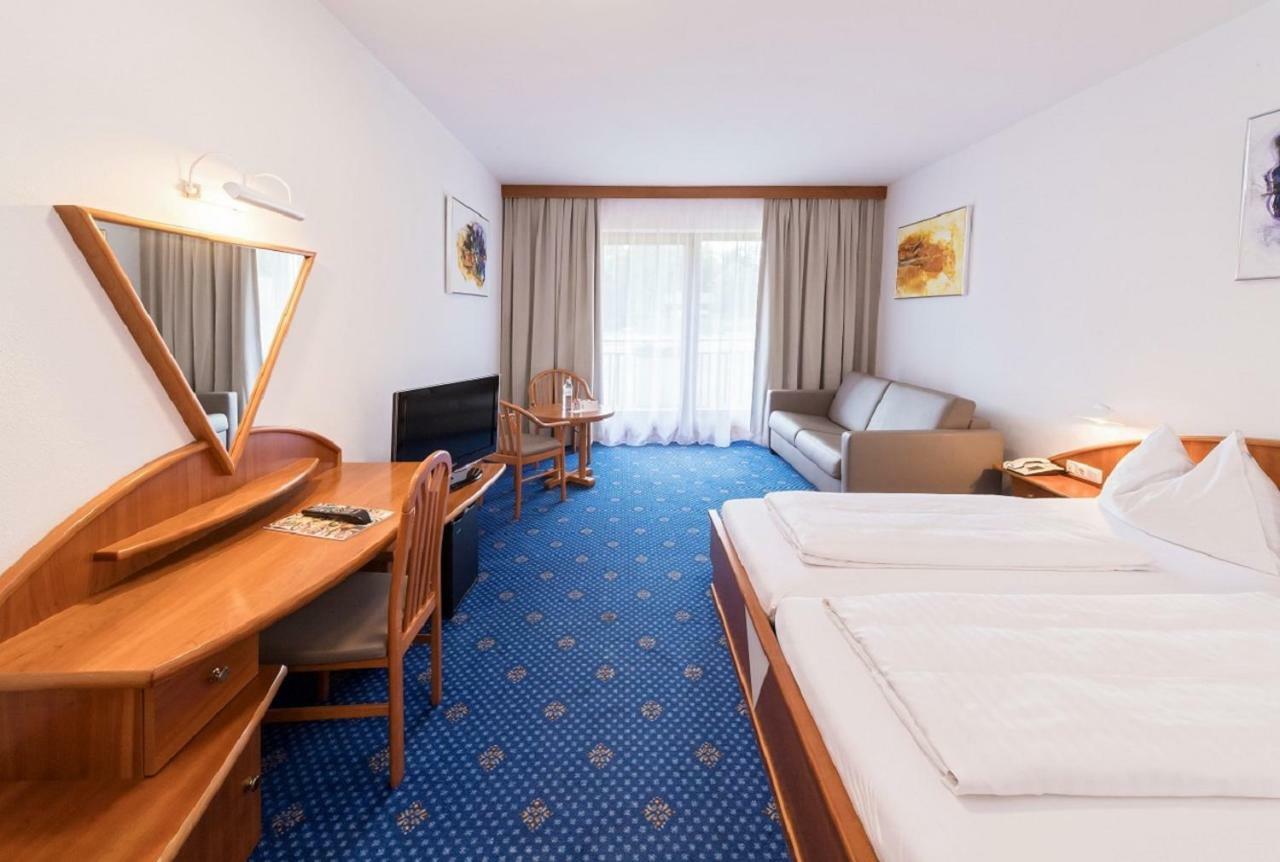 Terrassenhotel Reichmann Sankt Kanzian am Klopeiner See Kültér fotó
